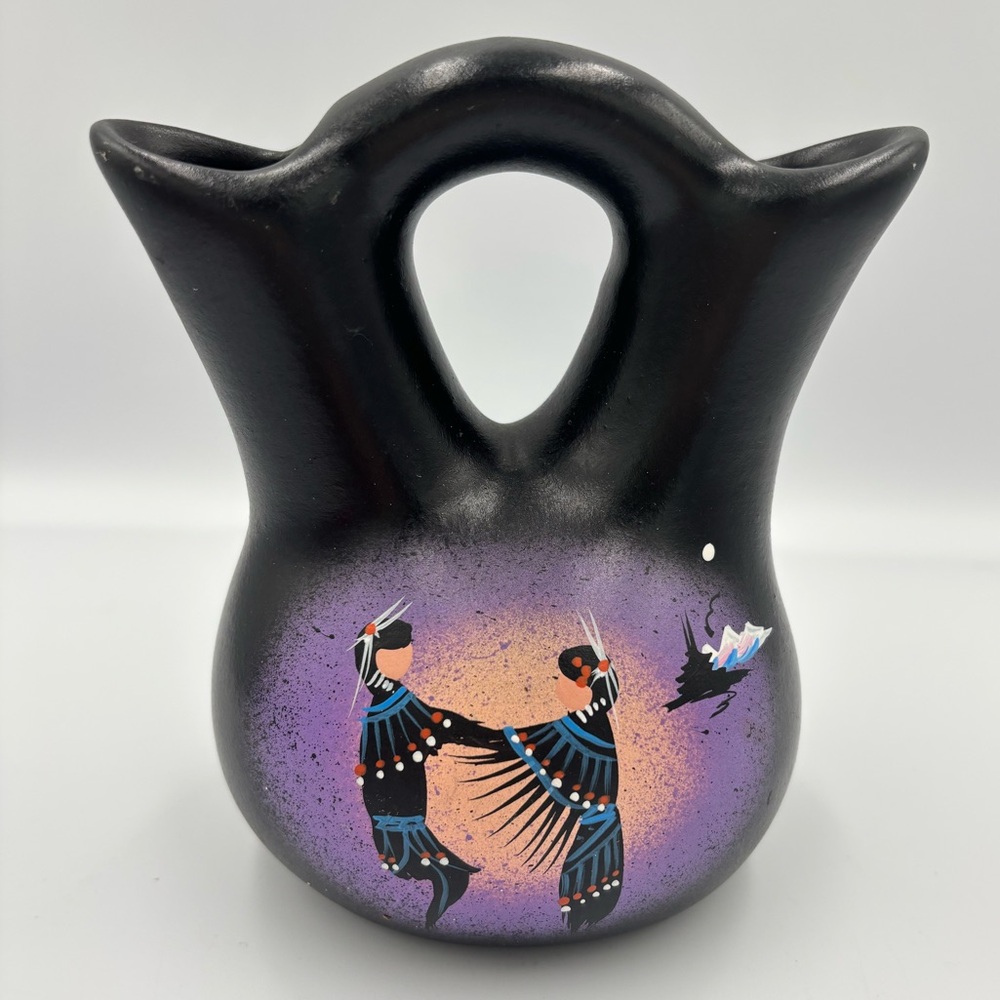 Navaho Native American Wedding Vase Handpainted 1980’s-90’sSigned Daisy Dinah